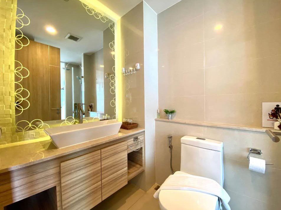 picture Riviera Wongamat Studio Condo for sale - 6/10