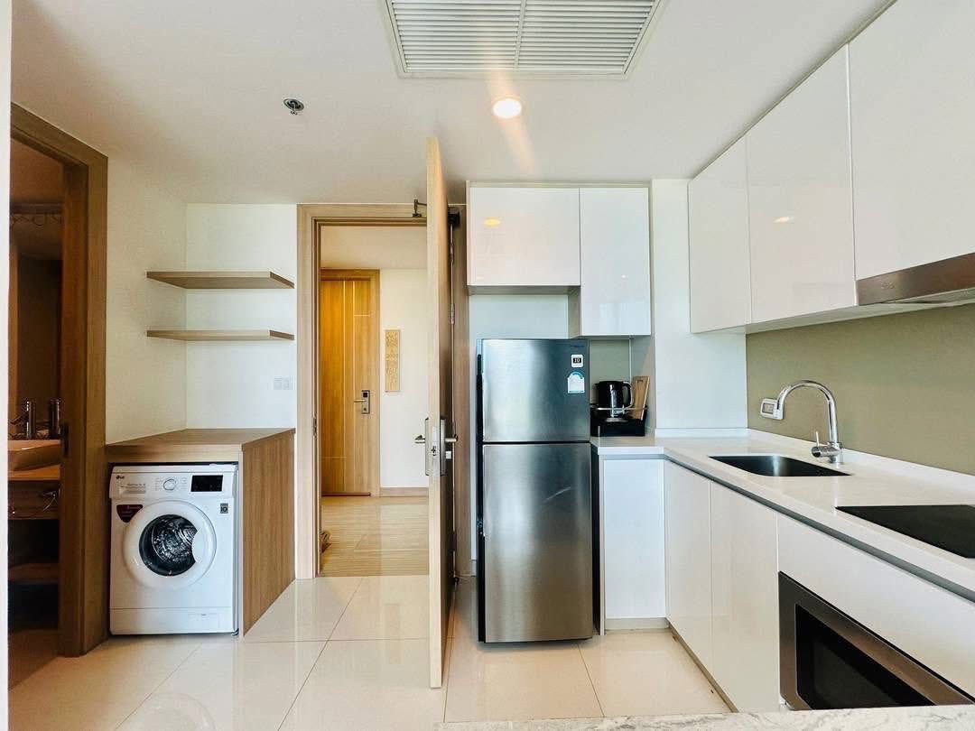 picture Riviera Wongamat 1 Bedroom Condo for Sale - 3/5