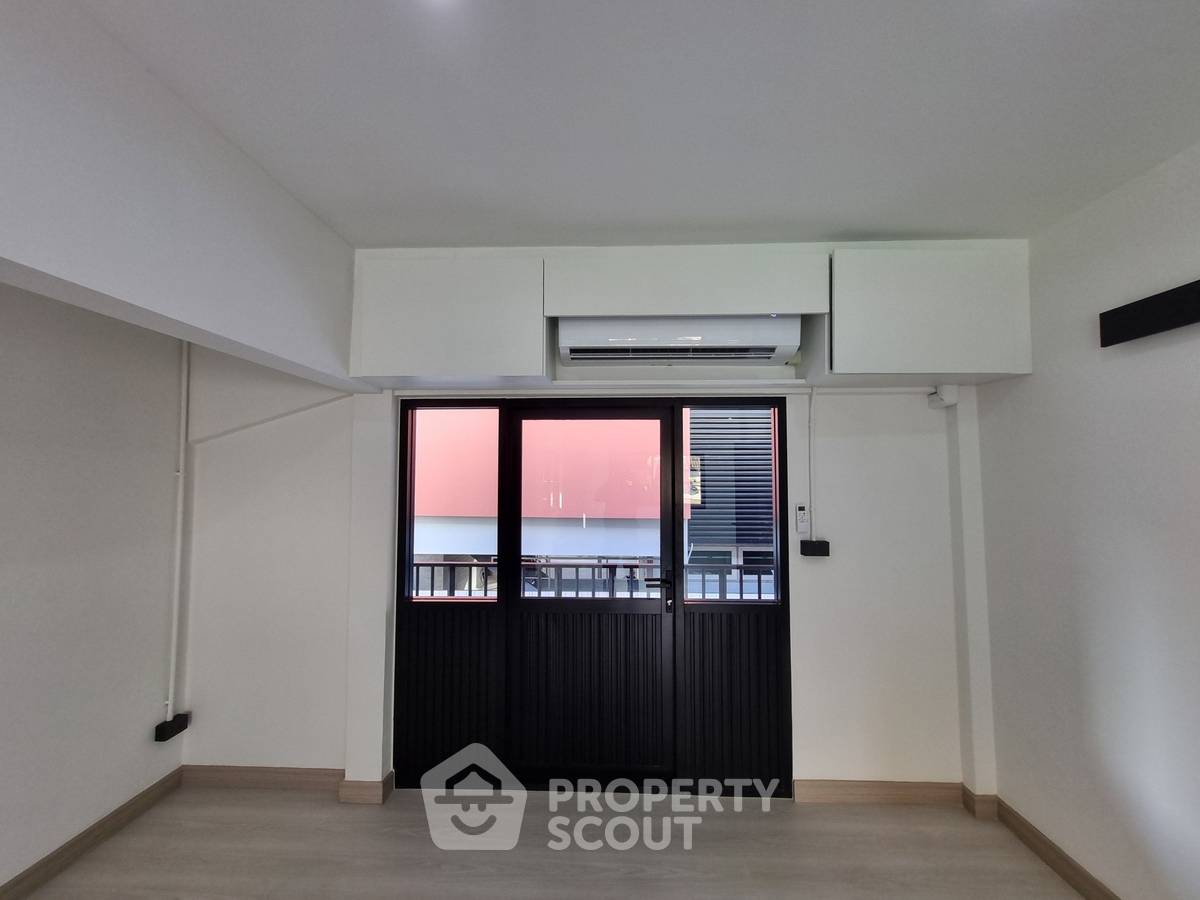 picture 3-BR House in Suan Luang (ID 2475440) - 13/48