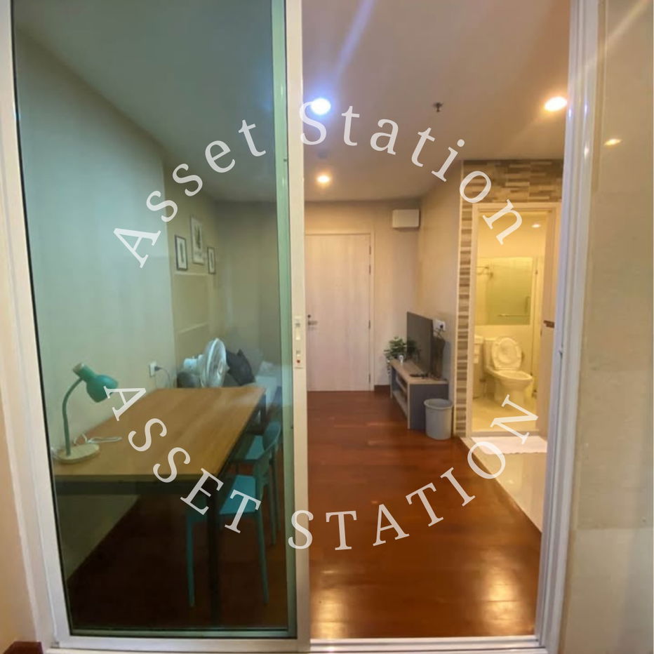 picture ðĒ For Rent: Life Asoke, a highly sought-after condo near Srinakharinwirot University and MRT Phetchaburi Station. - 2/12