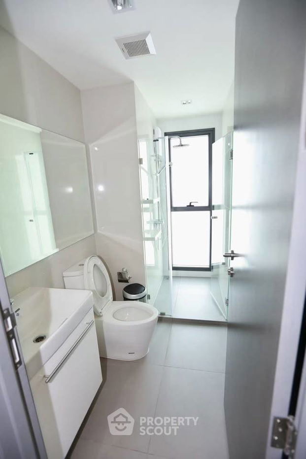 picture 2-BR Condo at Rhythm Rangnam near BTS Victory Monument (ID 2473176) - 9/10