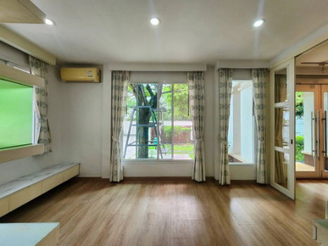 รูป ให้ เช่าบ้านเดี่ยว บ้านลาดพร้าว 200 ตร.ว 3 นอน 4 น้ำ + 1 ห้องแม่บ้าน พร้อมเฟอร์ - รูปที่ 10/12