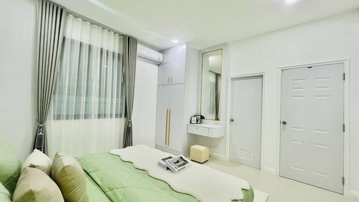 รูป ขายบ้านพัทยา 4 ห้องนอน ทำเลหนองไม้แก่น พร้อมสระว่ายน้ำส่วนตัว ตกแต่งบิวท์อินทั้งหลัง - รูปที่ 19/44