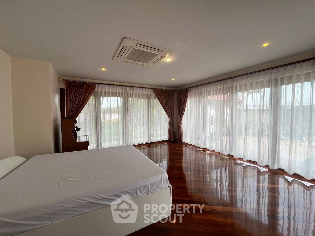 picture 6-BR House close to Huai Yai (ID 2474506) - 13/15