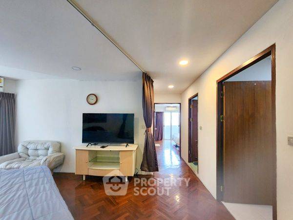 picture 2-BR Condo at Wittayu Complex near BTS Phloen Chit (ID 2474435) - 7/15