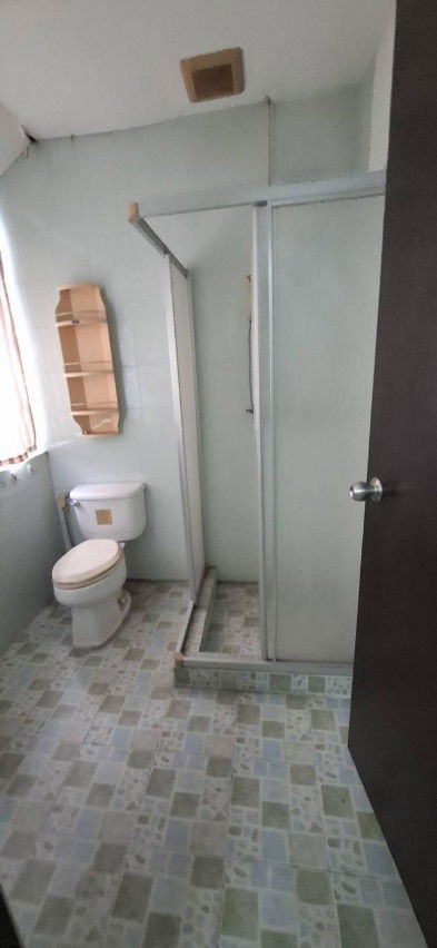 รูป ขายทาวน์เฮ้าส์ 3 ชั้น 75 ตร.ว. 500 ตร.ม. อยู่ในบริษัทการบินไทย สำนักงานใหญ่ ย่านวิภาวดีรังสิต จตุจักร เหมาะแก่การ ทำธุรกิจ ราคาถูกมาก - รูปที่ 5/10