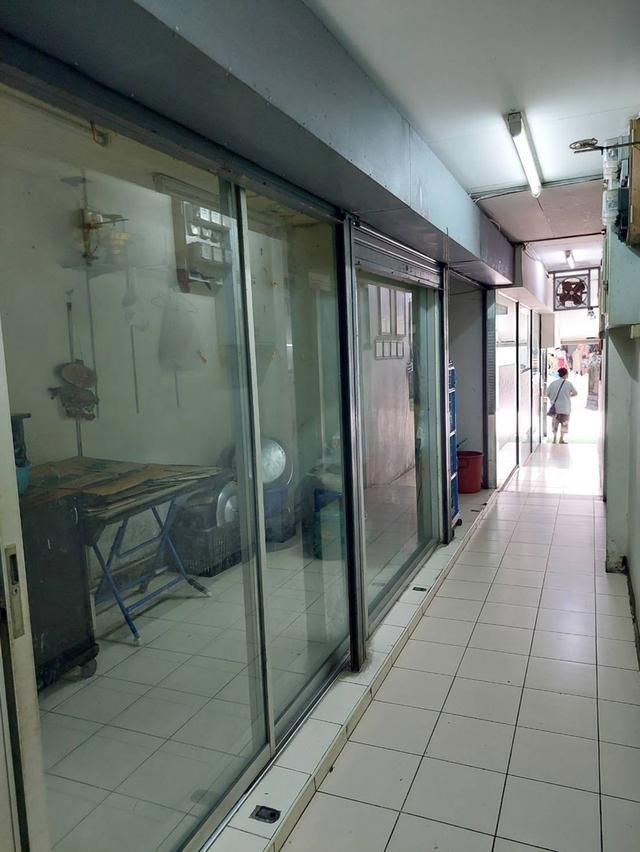 รูป ขายทาวน์เฮ้าส์ 3 ชั้น 75 ตร.ว. 500 ตร.ม. อยู่ในบริษัทการบินไทย สำนักงานใหญ่ ย่านวิภาวดีรังสิต จตุจักร เหมาะแก่การ ทำธุรกิจ ราคาถูกมาก - รูปที่ 2/10