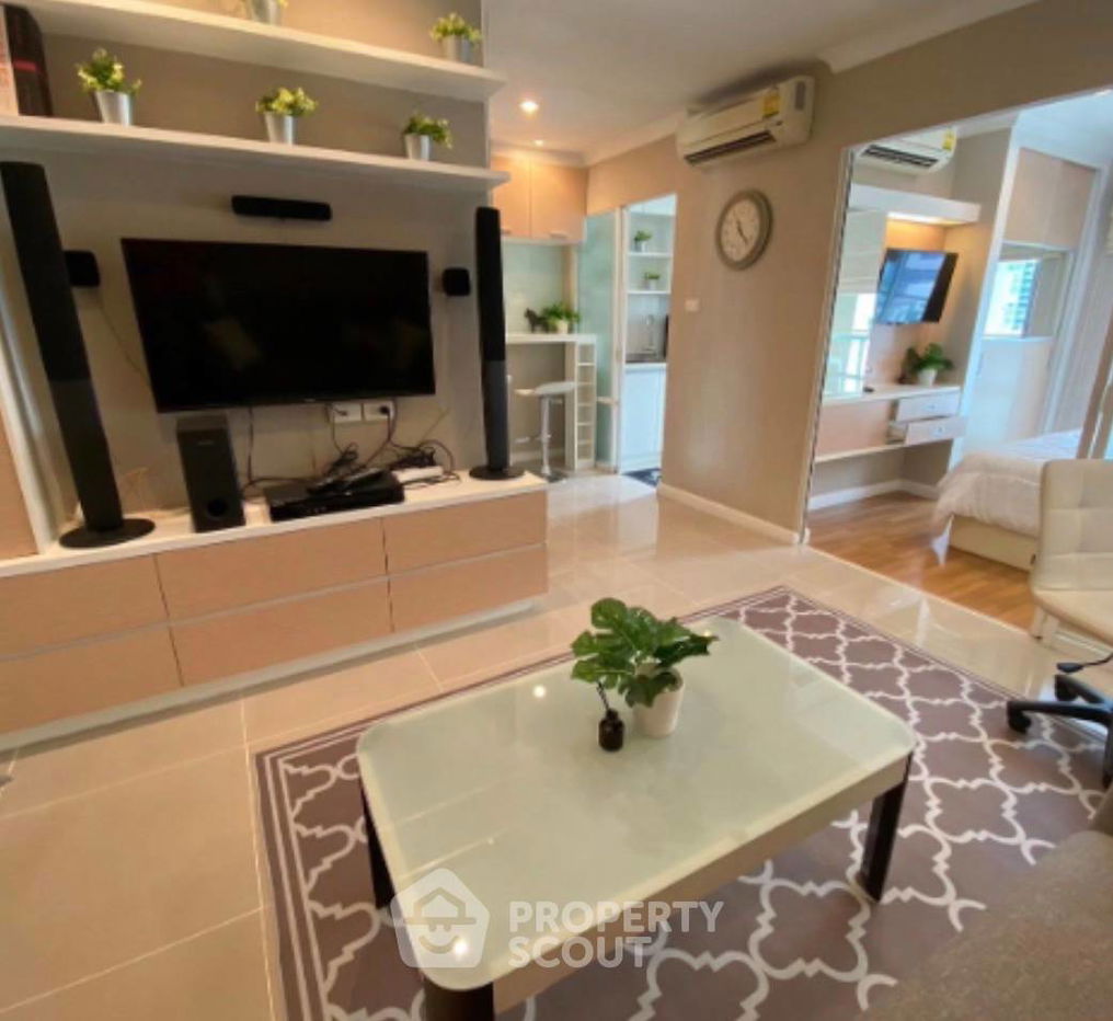 รูป คอนโด 1-ห้องนอน ที่ คอนโด ลุมพินี เพลส พระราม 9 – รัชดา ใกล้ MRT พระราม 9 (ID 2452852) - รูปที่ 1/10