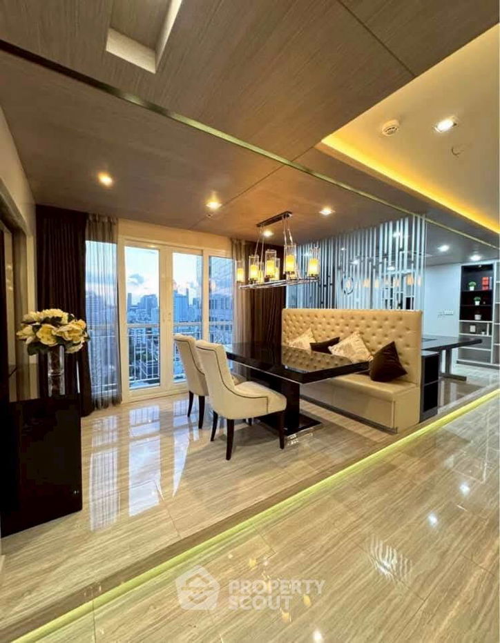 picture 3-BR Condo at Citi Smart Sukhumvit 18 near BTS Asok (ID 2473708) - 2/20