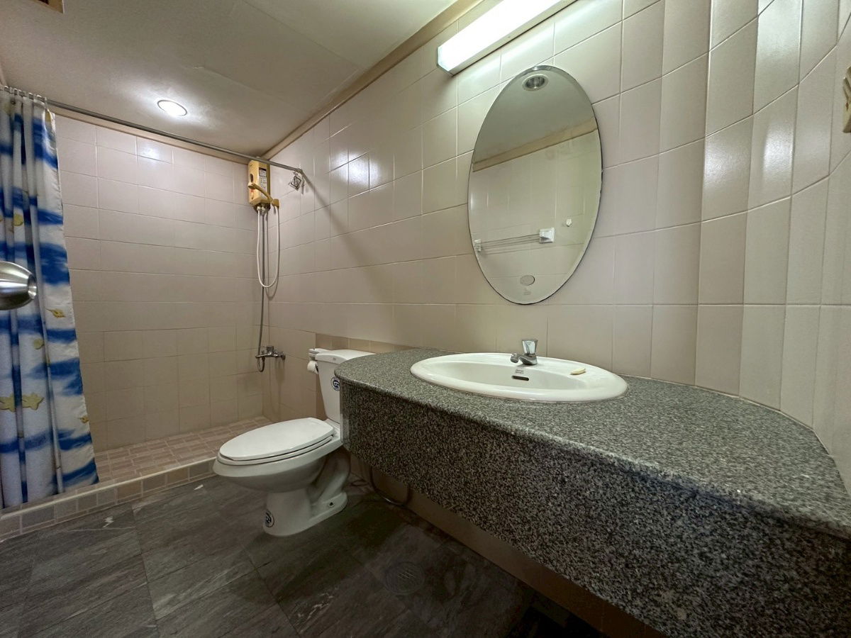 รูป ขายคอนโด นนทรี พาร์ควิลล์ (Nontee Parkville Condo) ซอยลำลูกกา 81 ลำลูกกา คลอง 4#LB122 – 001140 - รูปที่ 16/17