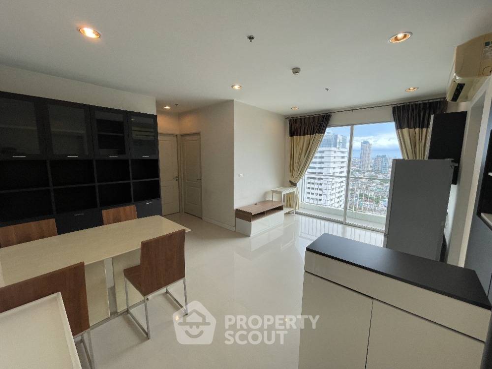 รูป คอนโด 2-ห้องนอน ที่ คิว เฮ้าส์ สาทร ใกล้ BTS กรุงธนบุรี (ID 626978) - รูปที่ 2/15