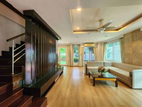 รูป ให้ เช่าบ้านเดี่ยว บ้านลาดพร้าว 200 ตร.ว 3 นอน 4 น้ำ + 1 ห้องแม่บ้าน พร้อมเฟอร์ - รูปที่ 4/12