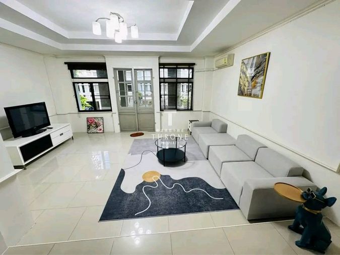 4-bed townhouse for rent, 350 sqm, 87.5 sq wah, Chicha Castle