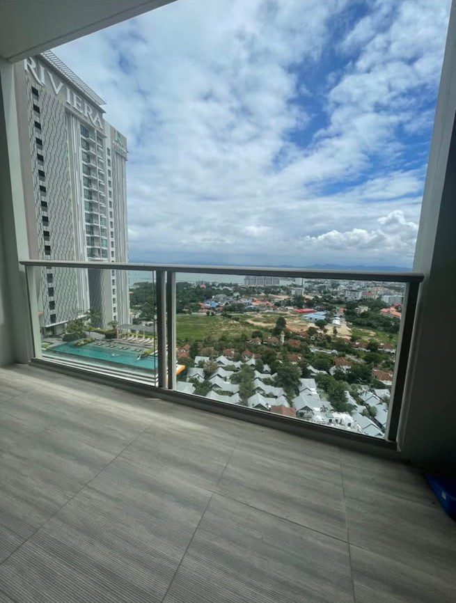 picture Riviera Wongamat Studio Condo for sale - 8/10