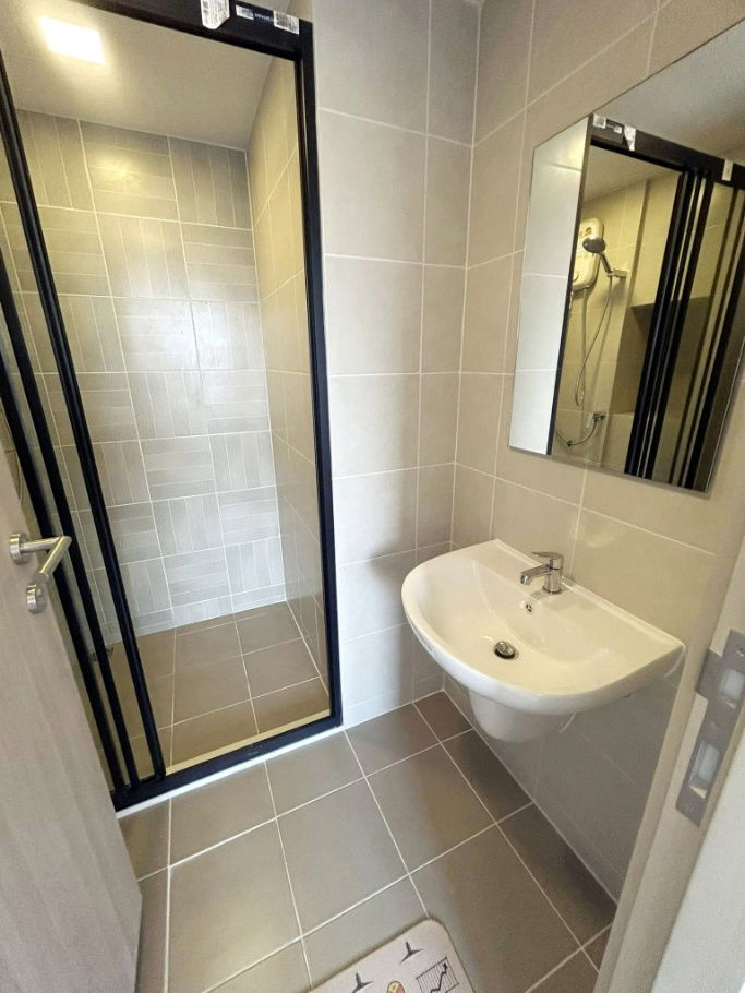 รูป ***ให้เช่า ดีคอนโด แอร์ ลาดกระบัง (ราคาดี!!! ใกล้สนามบิน) *รับโปรพิเศษ* LINE : @Feelgoodhome (มี@หน้า) - รูปที่ 12/13