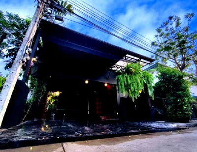 เช่าบ้านเดี่ยว วัชรพล 1/7 : ให้เช่าบ้านเดี่ยว 2 ชั้น โครงการ โนเบิล จีโอ วัชรพล Noble geo วัชรพล / เฟอร์นิเจอร์ครบ / อยู่อาศัย