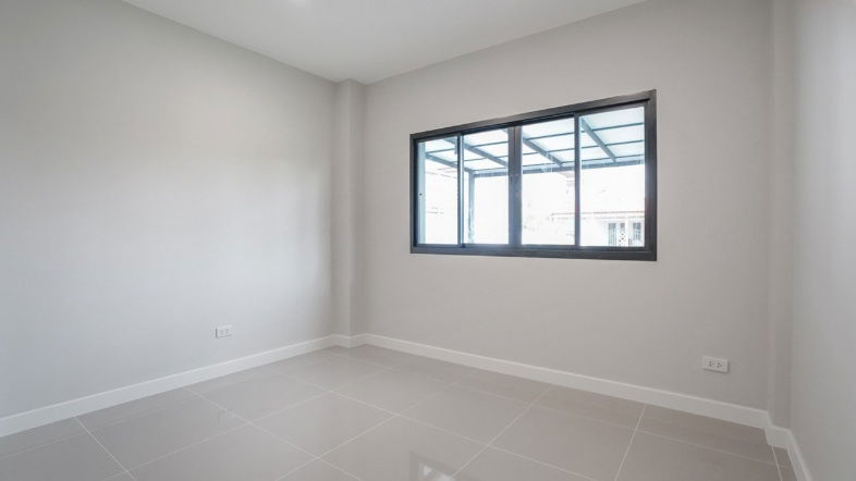 รูป ขายบ้านมือสองตกแต่งใหม่ โครงการ รติรมย์ 2 (Ratirom 2) ราชพฤกษ์-กาญจนาภิเษก (ซ.สวนผัก32) ใกล้เซ็นทรัล เวสต์วิลล์ - รูปที่ 8/17