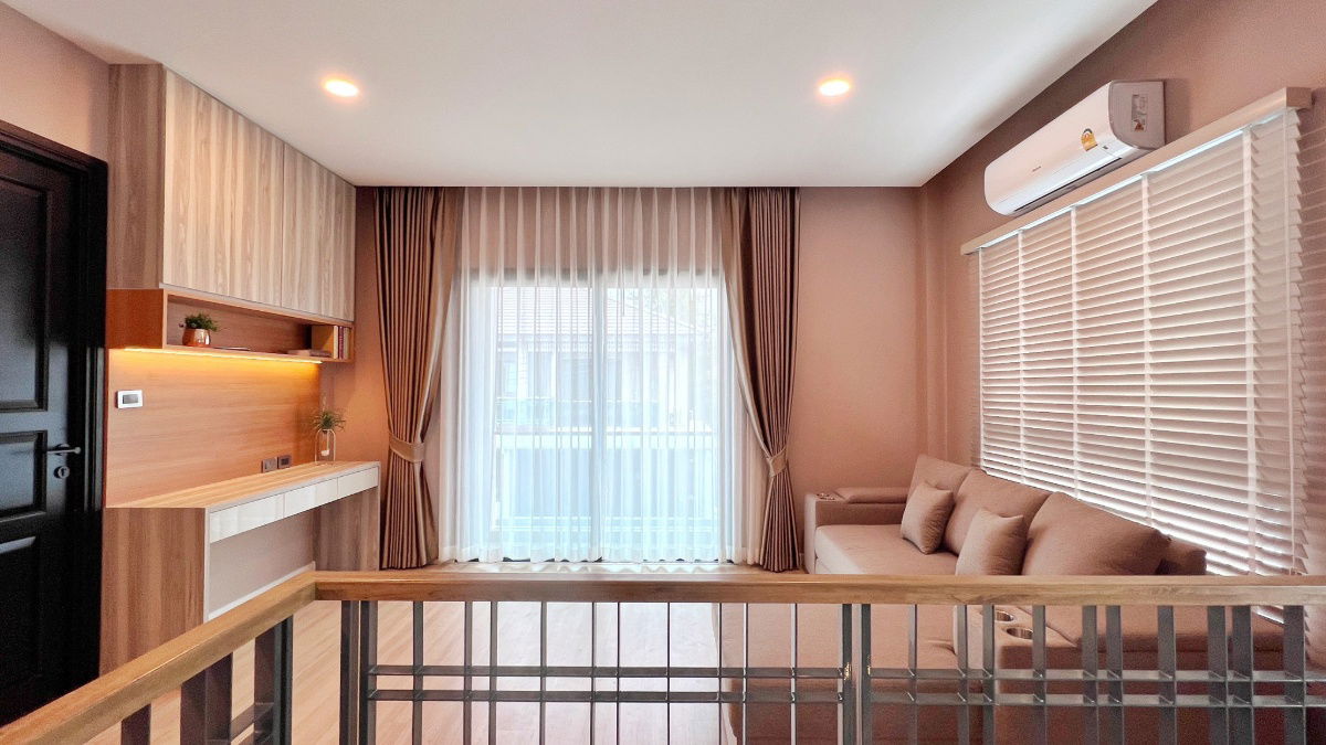 picture !!Sell at LOSS!! Two storey detached house, 3 bedrooms, 4 bathrooms fully furnished in Pattaya, ready to move in !!! - 11/21