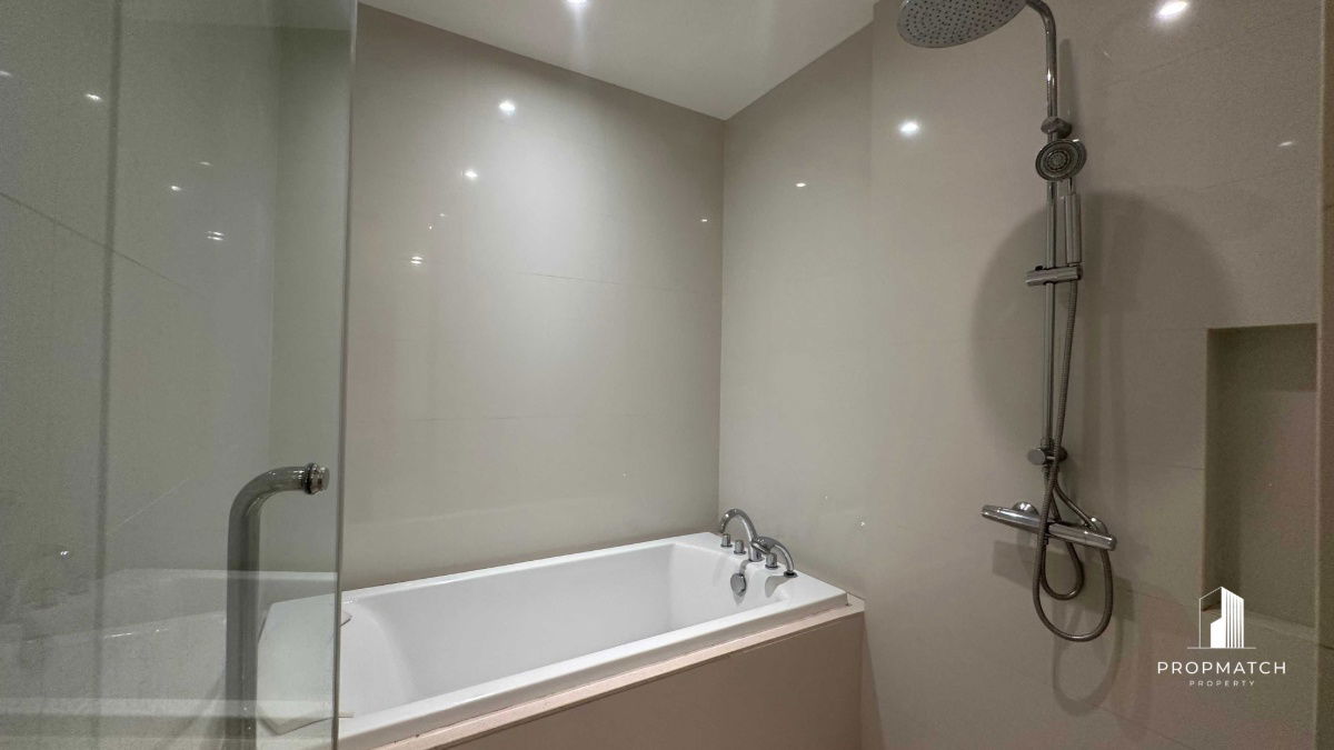 รูป PM011156✨Flash Deal ✨ Bright Sukhumvit 24 (3Bed 3Bath 180SQM.) พร้อมอยู่ ! เพียง 95,000 บาทต่อเดือน Tel.0981315848 @propmatch - รูปที่ 13/13
