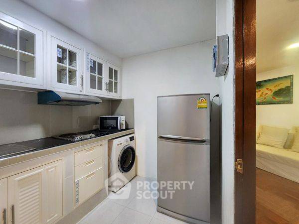 picture 2-BR Condo at Wittayu Complex near BTS Phloen Chit (ID 2474435) - 8/15