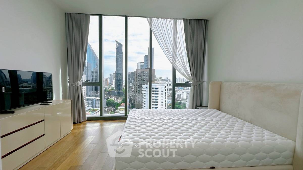 picture 3-BR Condo at KRAAM Sukhumvit 26 near BTS Phrom Phong (ID 2476392) - 15/15