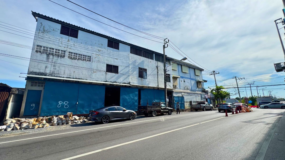 รูป ให้เช่าอาคารพาณิชย์ 3 ชั้นพร้อมโกดังเก็บสินค้า พื้นที่กว่า 52.8 ตารางวา ตำแหน่งหัวมุมถนนใหญ่ประชาอุทิศ และ ซอยประชาอุทิศ 99 - รูปที่ 4/33