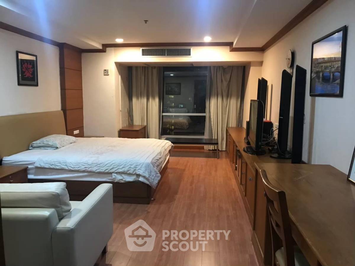 picture 2-BR Condo at The Trendy Condominium near BTS Nana (ID 1472040) - 7/7