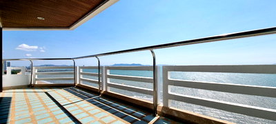 Condos for rent : Goldensand Beachside Condominium 3 Beds for Rent