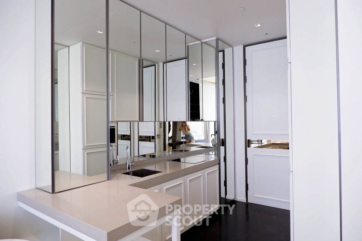 picture 1-BR Condo at 28 Chidlom near BTS Chit Lom (ID 2475739) - 7/12