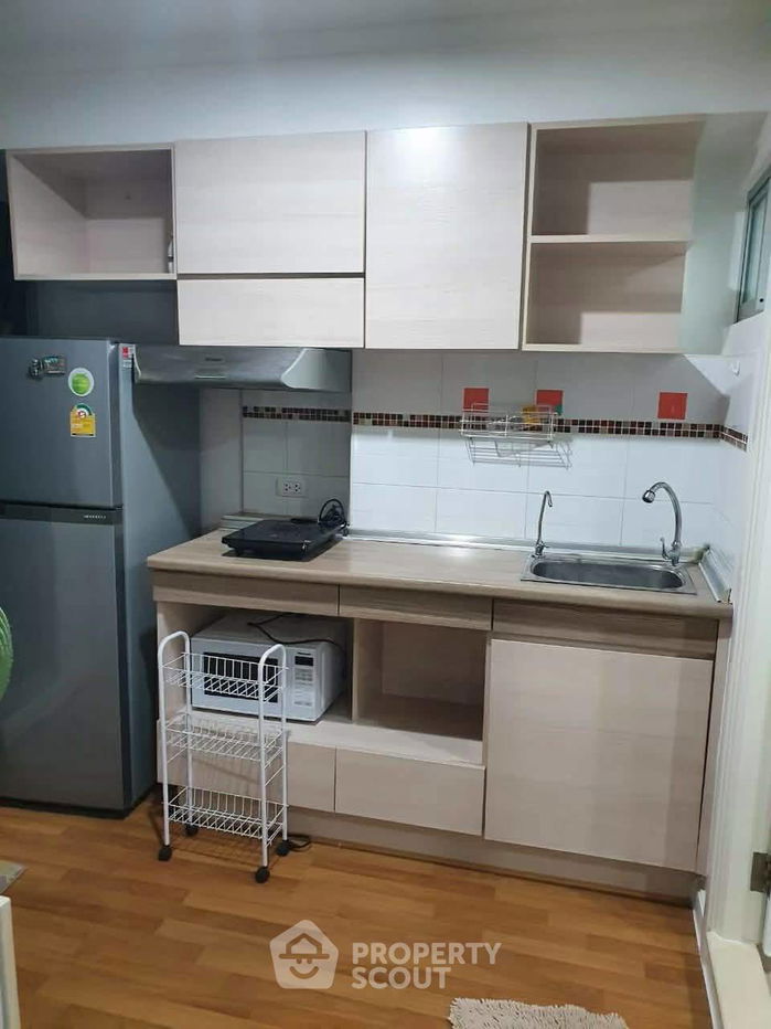 picture 1-BR Condo at Lumpini Place Ratchayothin near BTS Ratchayothin (ID 2475996) - 8/14