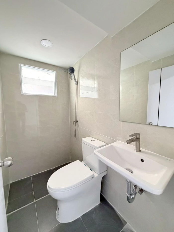 picture S959 🏠 For Sale: 2-story townhouse in a great location, Soi Senanikom 1, near Major Ratchayothin. Selling price: only 4.29 million baht. - 22/46