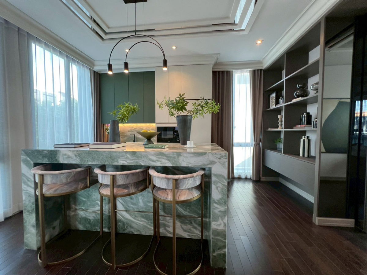 picture A luxurious 3-story mansion, part of the NEW SERIES at the GRAND BANGKOK BOULEVARD Yard BANGNA project. Exclusive to only 31 families. By SC ASSET. - 13/19