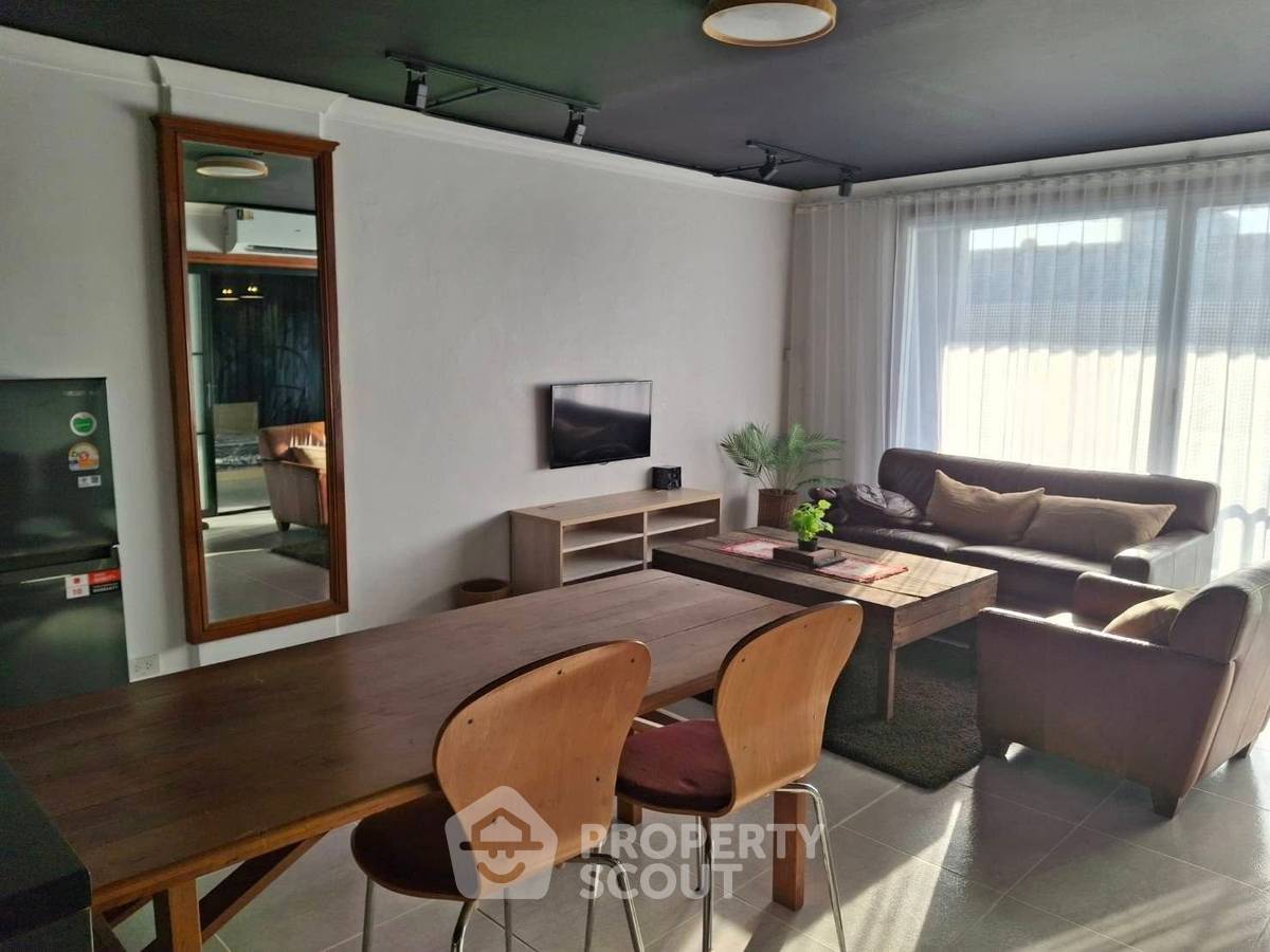 picture 2-BR Condo at City Villa in Khlong Chan (ID 2472873) - 10/14