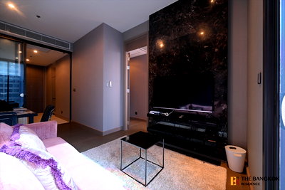 Condos for sale : ⚡Last Chance! Fully-Furnished Luxury Unit  , The Esse at Singha Complex Near Mrt Phetchaburi