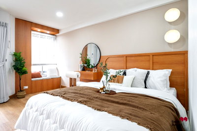 Condos for sale Kasetsart University : The Waterford Royal Suites Large Unit, Best Price per Sq.m. in Sukhumvit