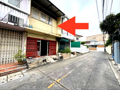 อาคารพาณิชย์ กรุงเทพมหานคร : ขายตึกแถว 2 ชั้น 9 ตร.วา จรัญสนิทวงศ์ 69 ห่าง MRT สิรินธร 750 เมตร 1.8 ล้านบาท