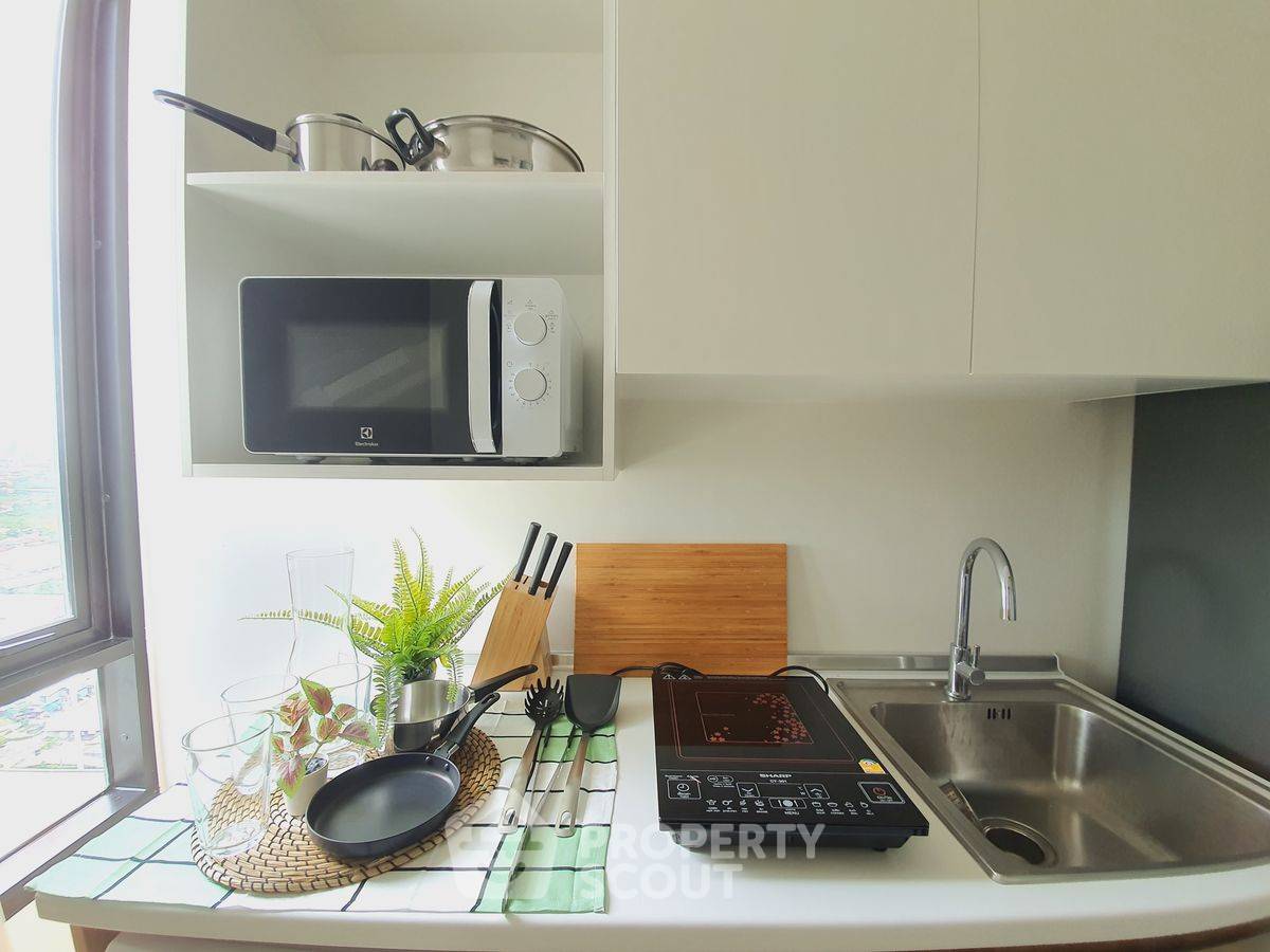 picture 3-BR Condo at Nue Noble Chaengwattana in Bang Talat (ID 2138879) - 6/17