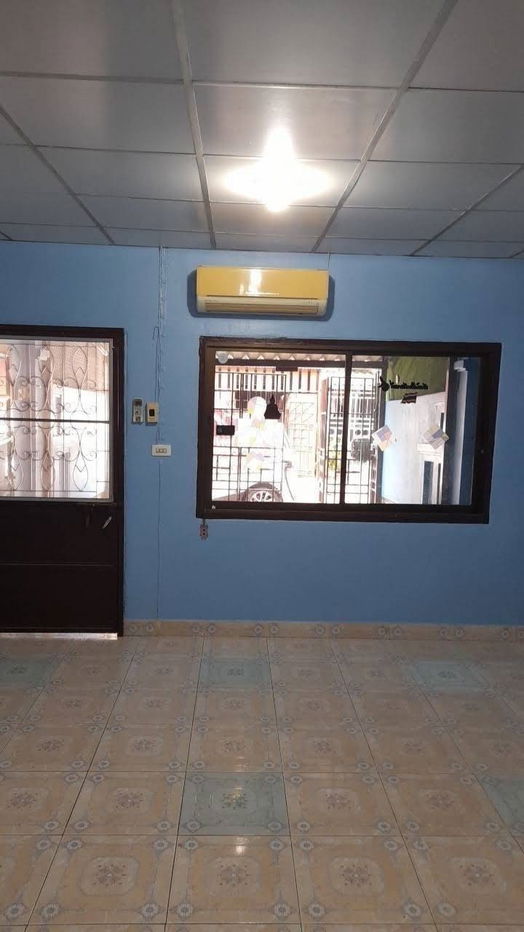picture Townhouse for rent in a prime location, Pongsirichai 4 Village, Phetkasem 81. - 8/9