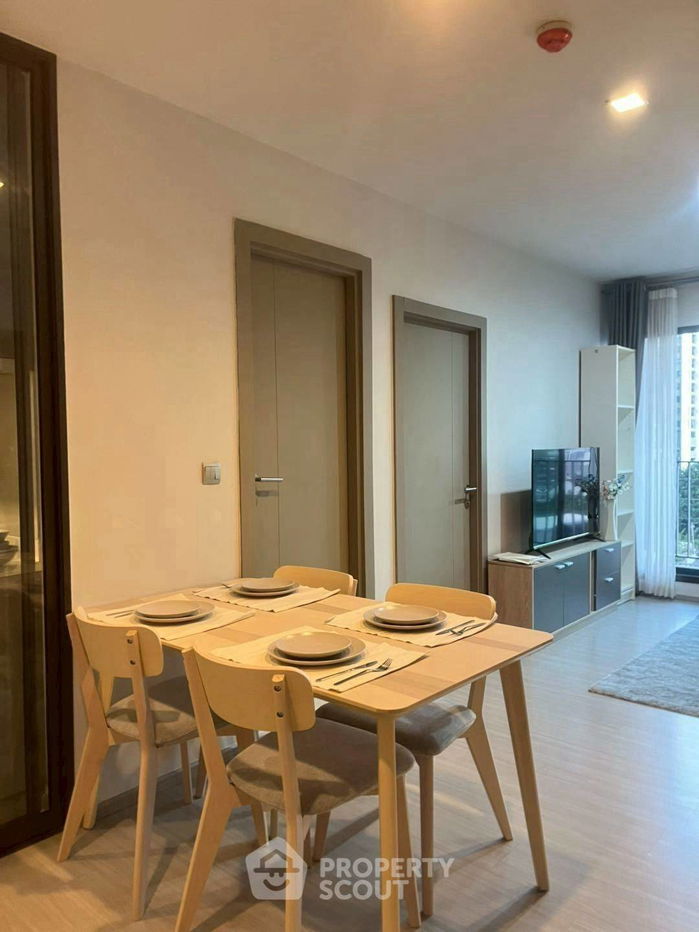 รูป คอนโด 2-ห้องนอน ที่ ไลฟ์ อโศก - พระราม 9 ใกล้ MRT พระราม 9 (ID 2472927) - รูปที่ 3/10