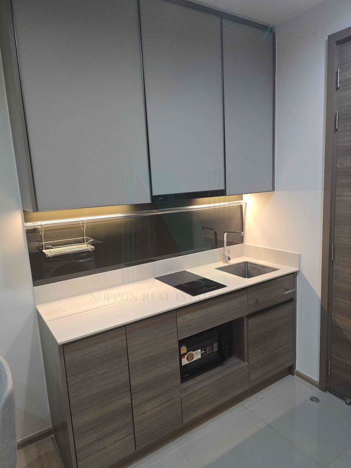 picture For Rent Condo THE LINE PHAHON - PRADIPAT Building 1, Floor 27,1 bed room, Room size 34 sqm - 7/8