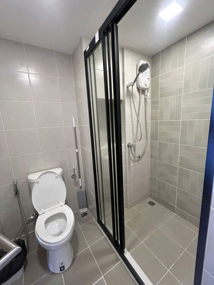 รูป ***ให้เช่า ดีคอนโด แอร์ ลาดกระบัง (ราคาดี!!! ใกล้สนามบิน) *รับโปรพิเศษ* LINE : @Feelgoodhome (มี@หน้า) - รูปที่ 13/13