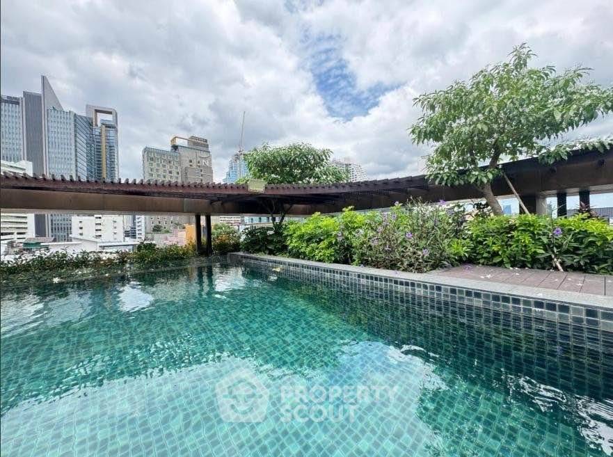 picture 2-BR Condo at Focus Ploenchit near BTS Nana (ID 2473159) - 11/12