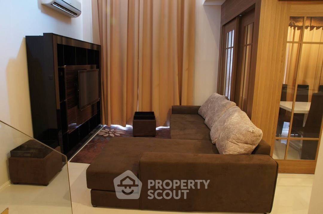 รูป คอนโด 1-ห้องนอน ที่ วิลล่า อโศก ใกล้ MRT เพชรบุรี (ID 2136569) - รูปที่ 3/9