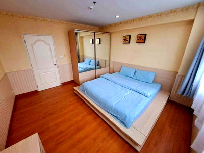 ขายคอนโด : ศรีราชาคอนโดวิว ชั้น11 พื้นที่ 48.82 ตรม.มีระเบียง ชมวิวสวย ใกล้ท่าเรือที่จะไปเกาะสีชัง ห้องหัวมุม 1 ห้องนอน ราคา 1.7 ล้านบาท