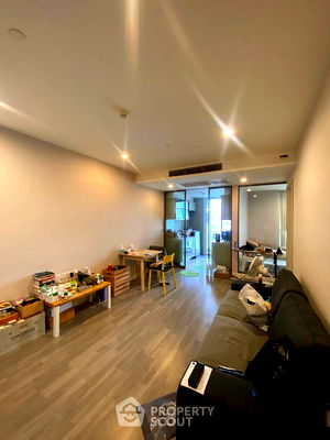 เช่าคอนโด BTS เซนต์หลุยส์ : คอนโด 1-ห้องนอน ที่ เดอะ รูม สาทร ใกล้ BTS เซนต์หลุยส์ (ID 2106478)