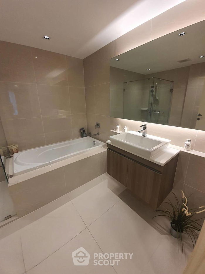 picture 2-BR Condo at Vtara 36 near BTS Thong Lor (ID 399946) - 8/9