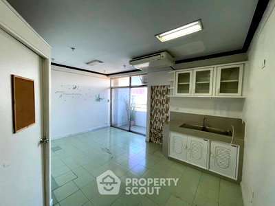 ขายคอนโด : คอนโด 1-ห้องนอน ที่ ไทยรงค์ ทาวเวอร์ ใน สวนหลวง (ID 2474499)