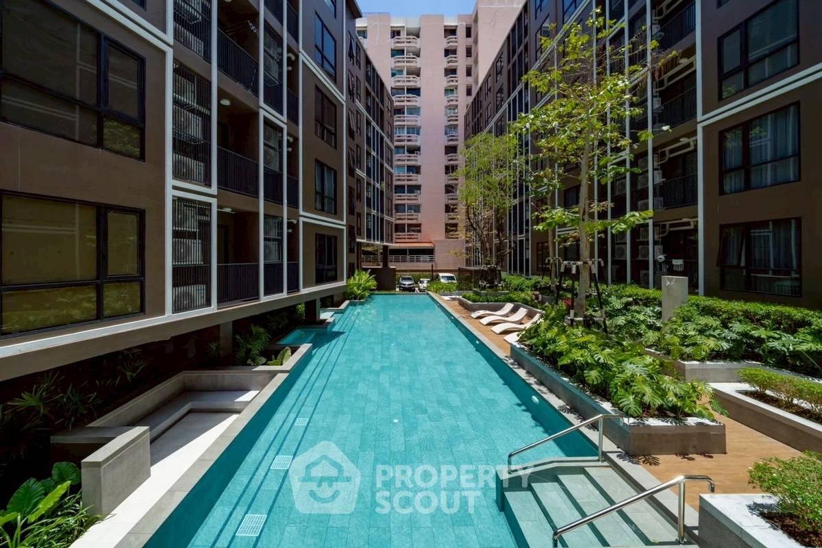 picture 1-BR Condo at The Shade Sathorn 1 near MRT Khlong Toei (ID 2475719) - 11/12