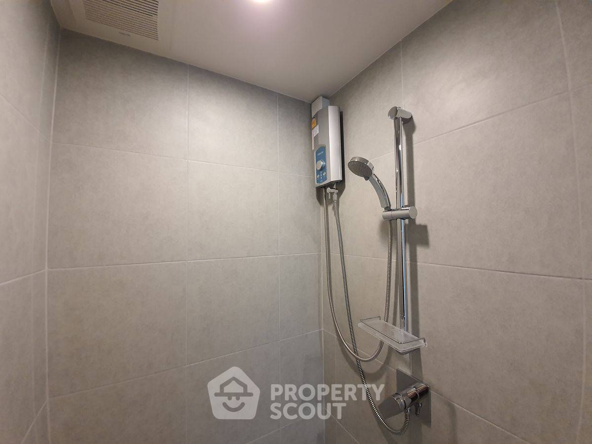 picture 3-BR Condo at Nue Noble Chaengwattana in Bang Talat (ID 2138879) - 10/17
