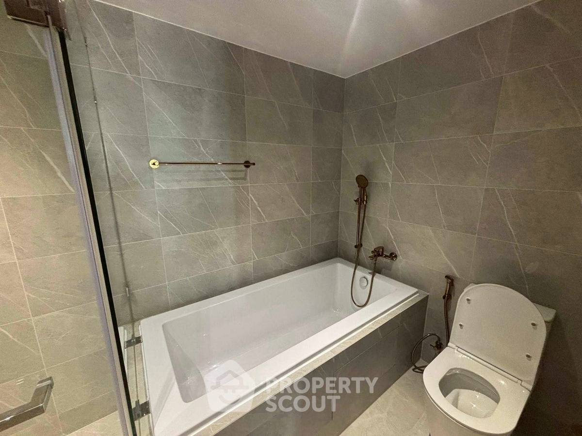 picture 2-BR Condo at Chapter Thonglor 25 close to Thong Lo (ID 2472238) - 7/11